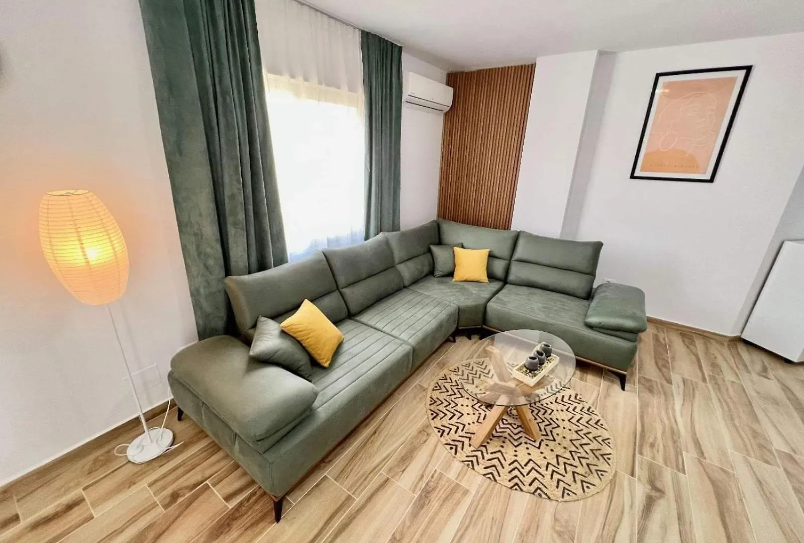 Los Locos Beach Apartment Durrës
