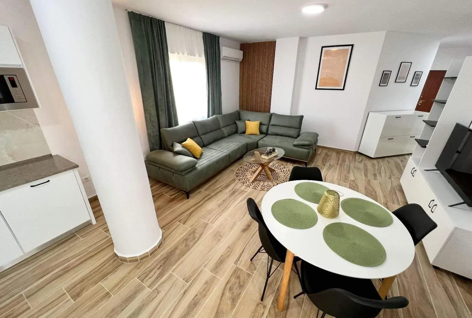 Los Locos Beach Apartment Durrës Albanien